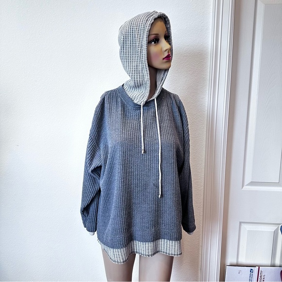Cozy Gray Waffle Knit Women's Hoodie - Picture 7 of 7